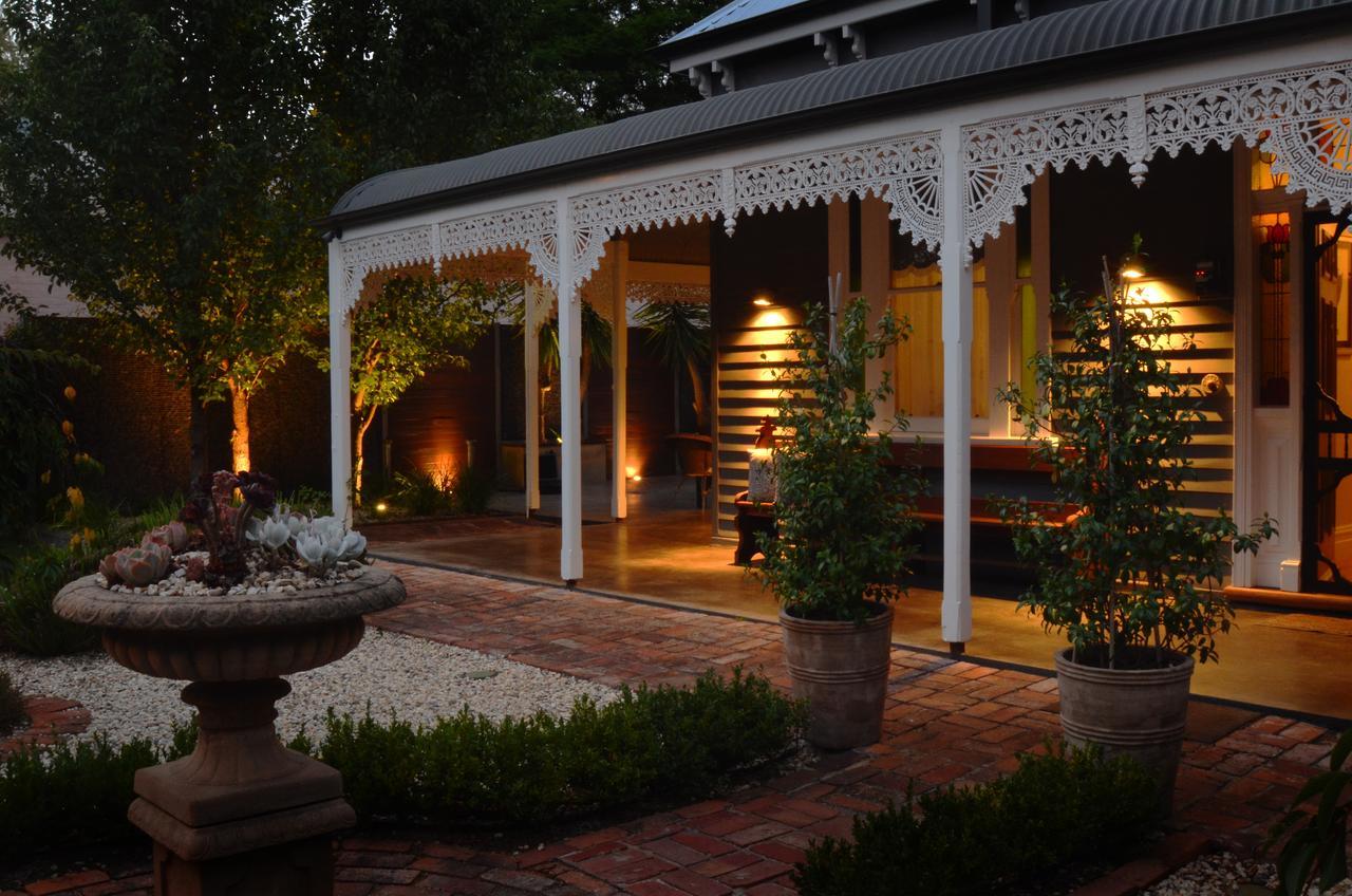 Bed and Breakfast Clement House à Benalla Extérieur photo