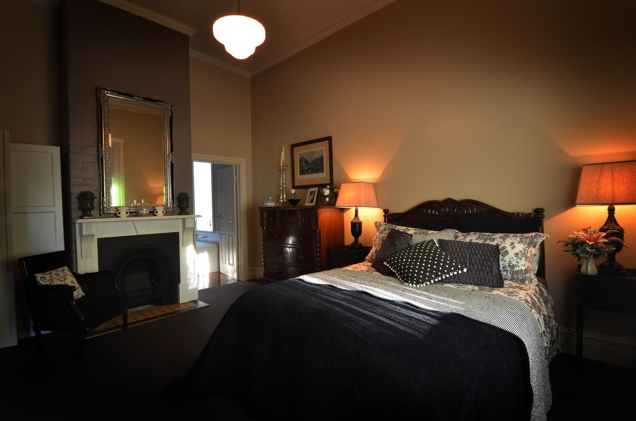 Bed and Breakfast Clement House à Benalla Extérieur photo